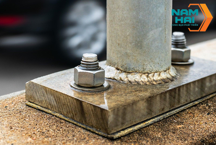 Ứng dụng của tắc kê nở inox
